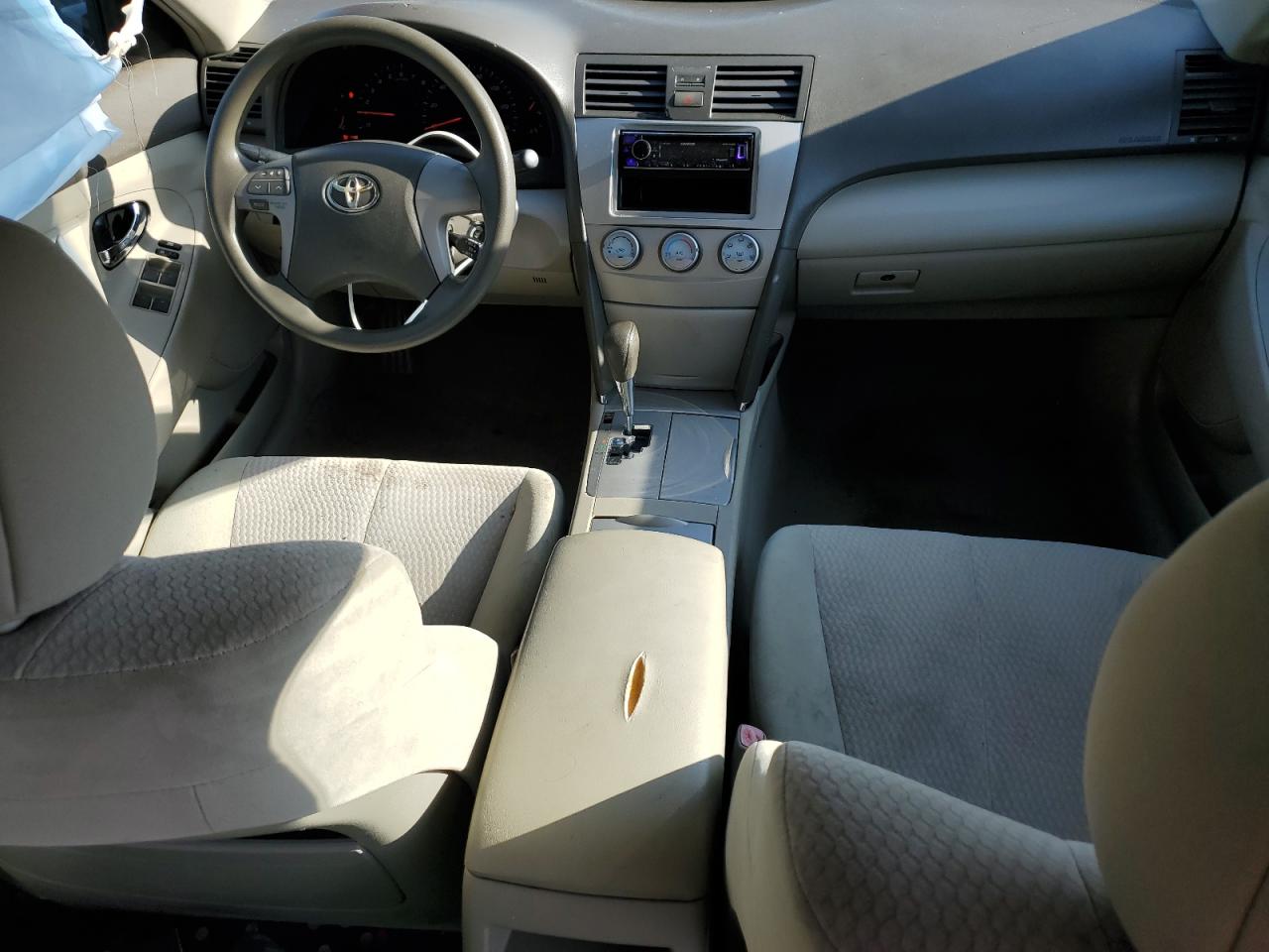 2011 Toyota Camry - Image 8