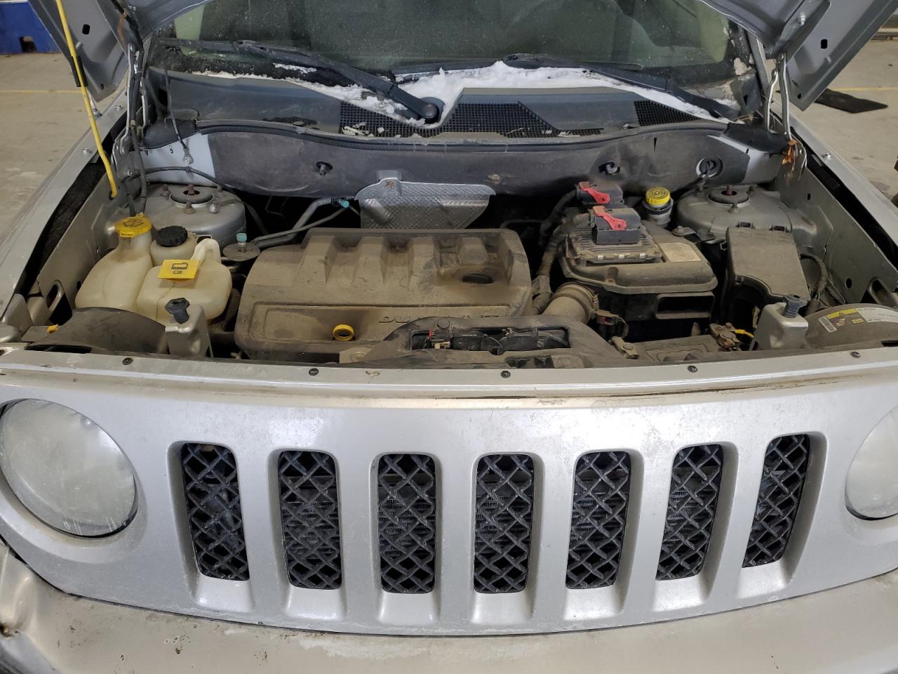 2014 Jeep Liberty (Patriot) - Image 13