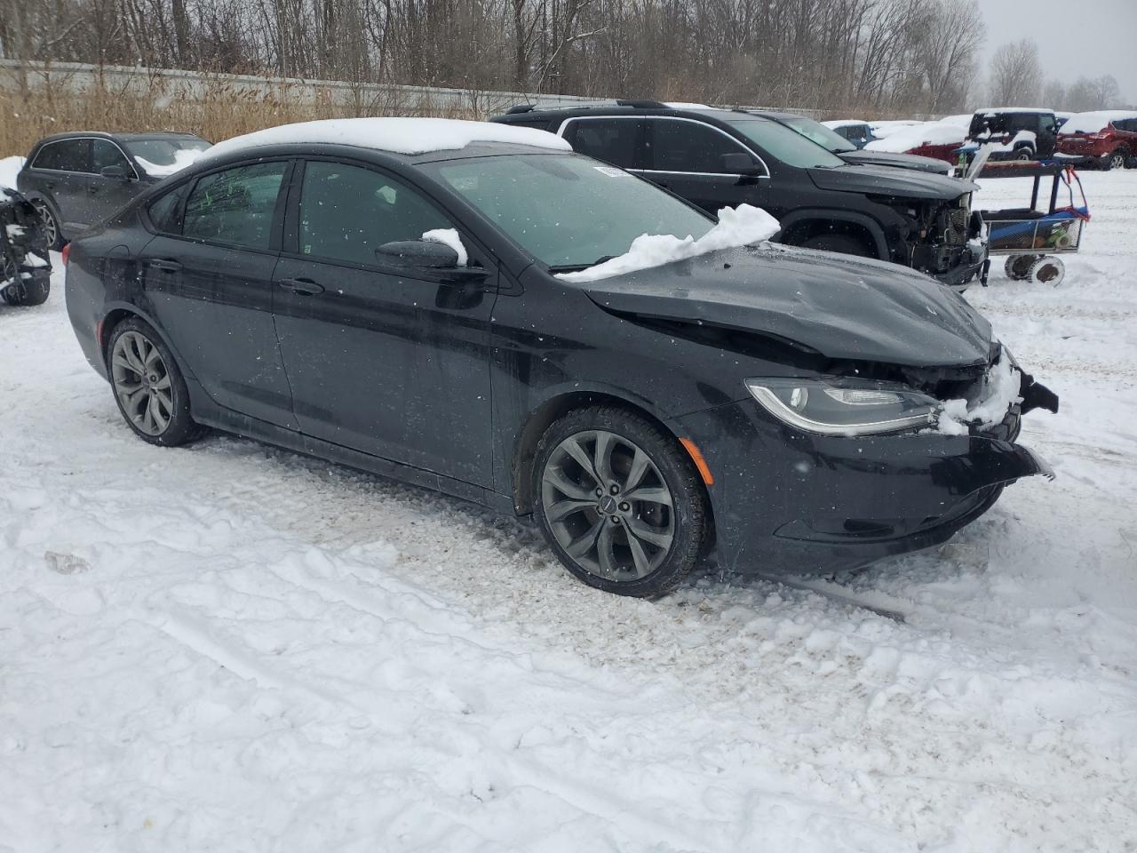 2016 Chrysler 200 - Image 4