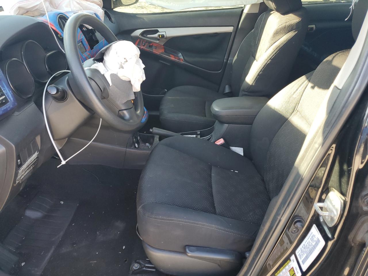 2009 Pontiac Vibe - Image 7
