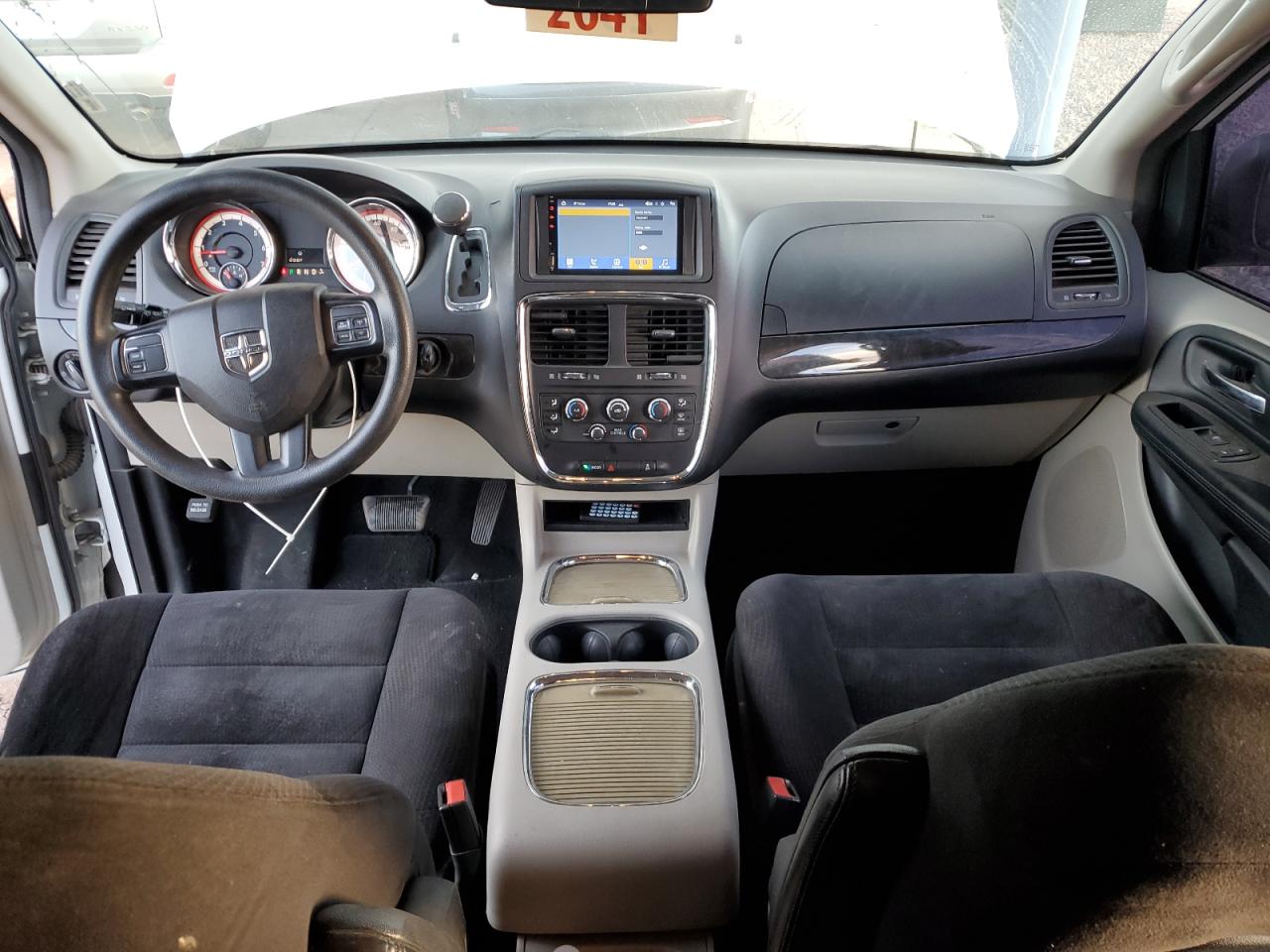 2014 Dodge Caravan - Image 8
