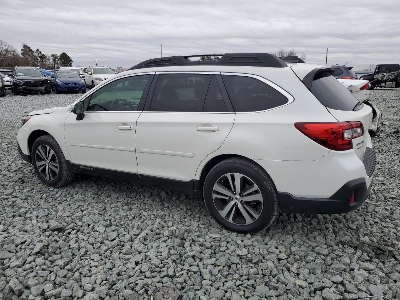 2018 Subaru Outback - Image 2