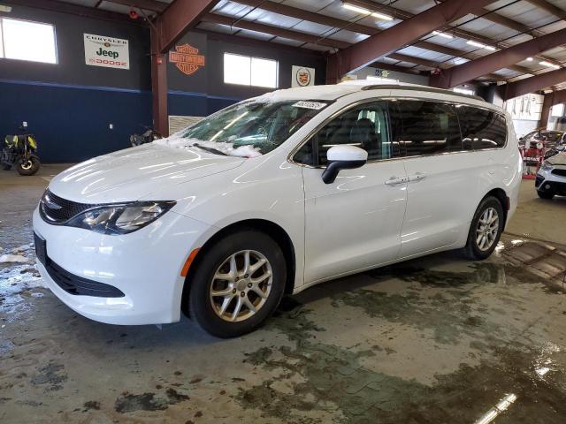 2020 Chrysler Voyager Lxi продається в East Granby, CT - Minor Dent/Scratches