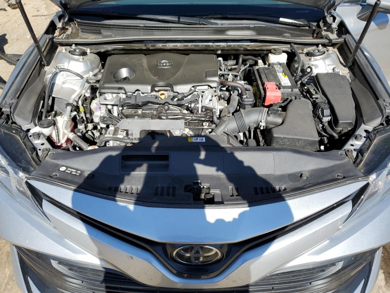 2019 Toyota Camry - Image 11