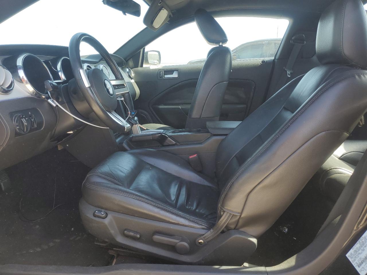 2006 Ford Mustang - Image 7