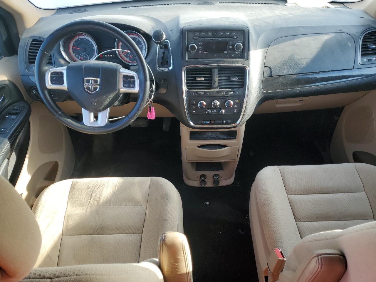 2015 Dodge Caravan - Image 8