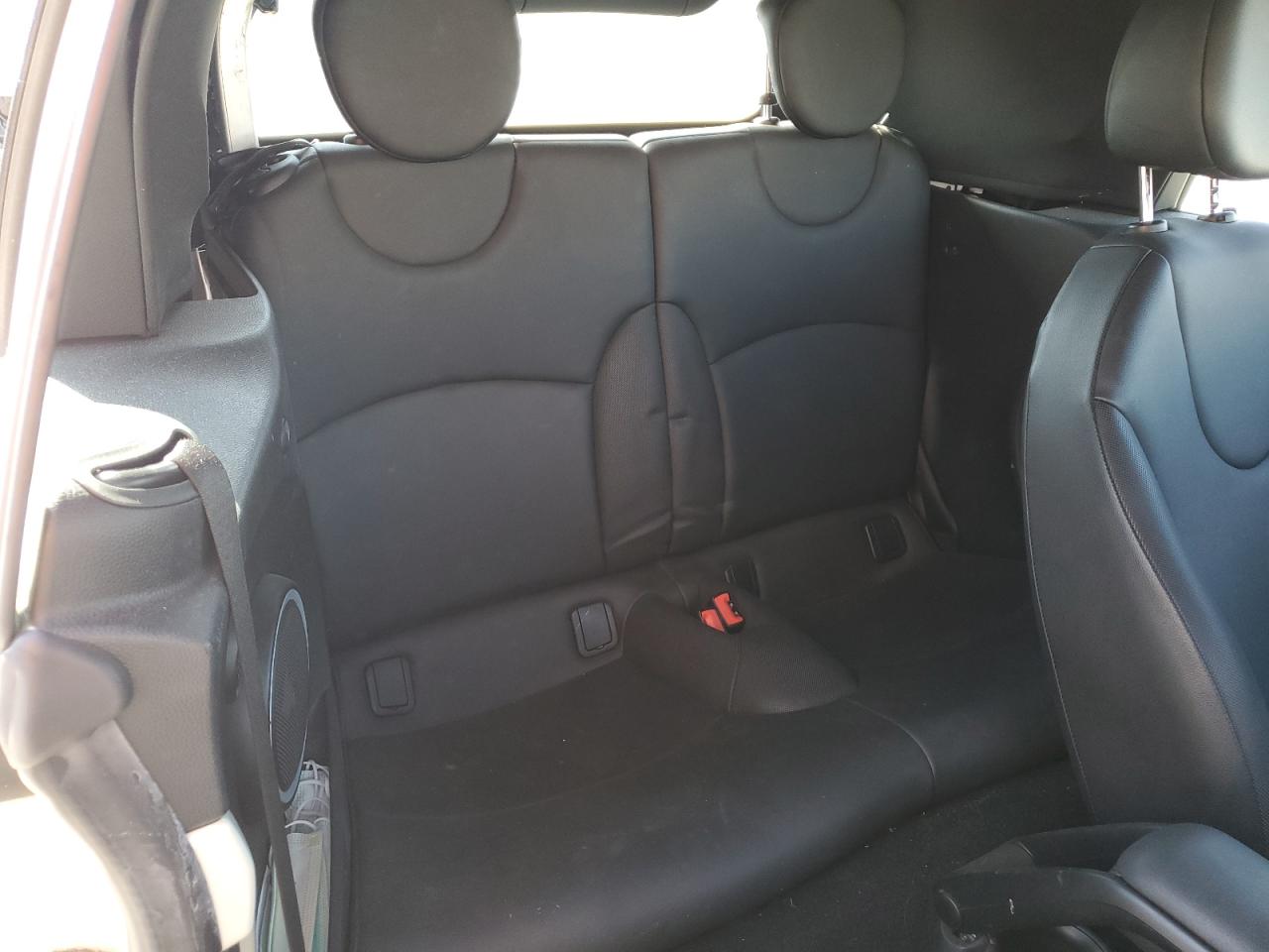 2013 MINI Cooper - Image 10