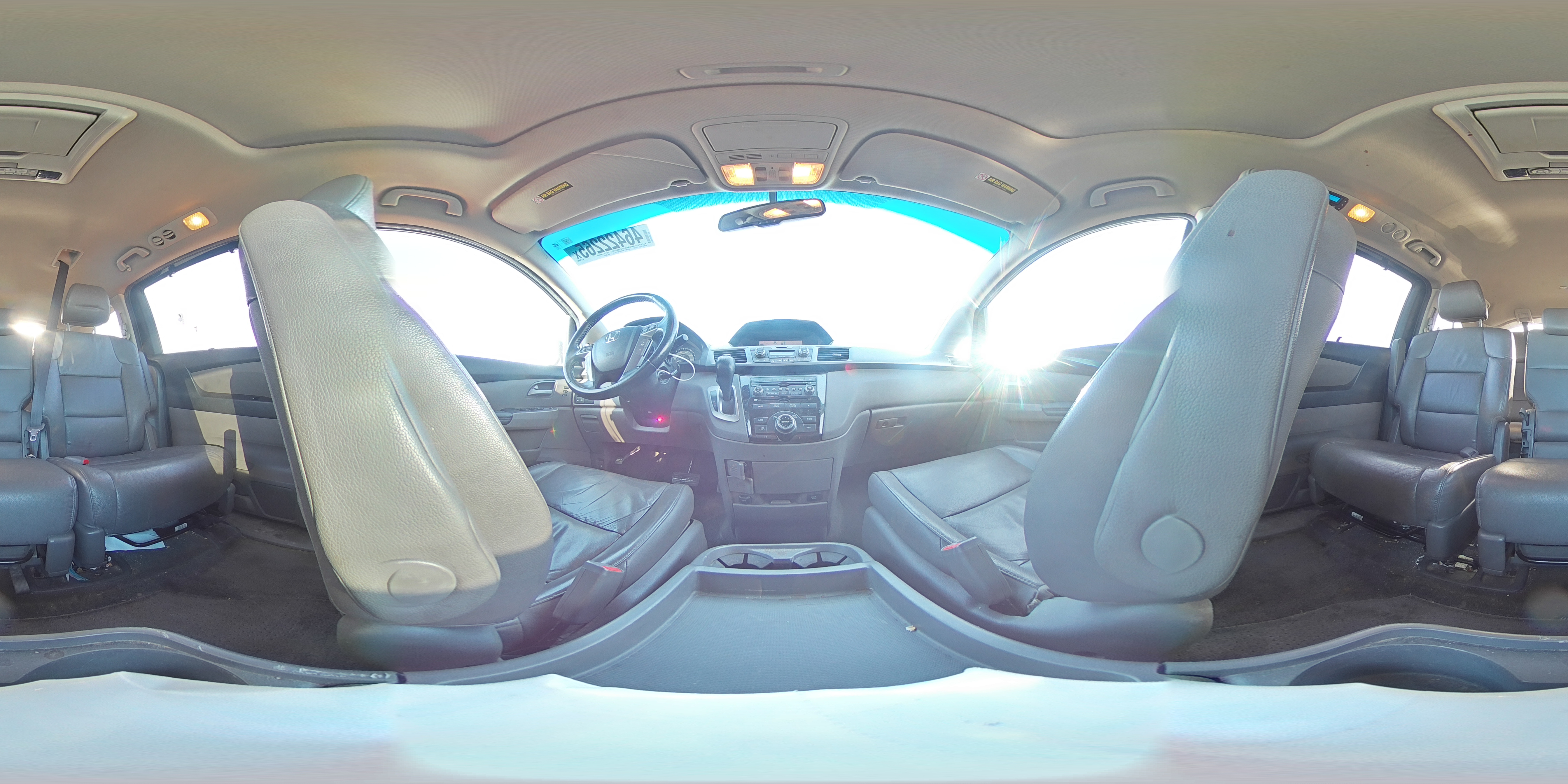 2012 Honda Odyssey - Image 13