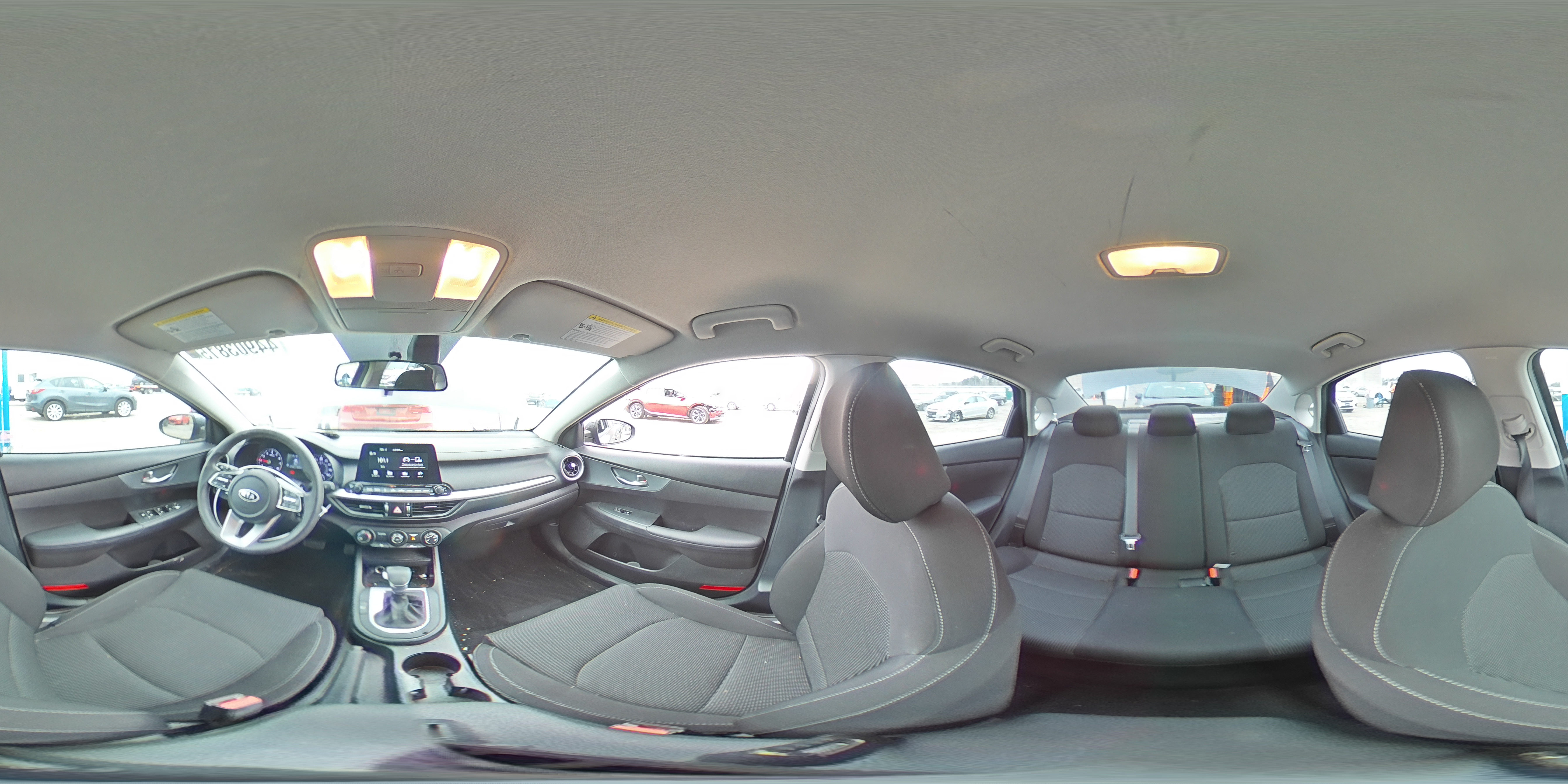 2021 Kia Forte - Image 12