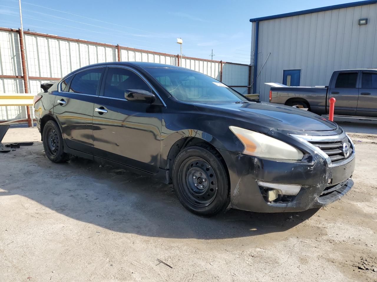 2013 Nissan Altima - Image 4