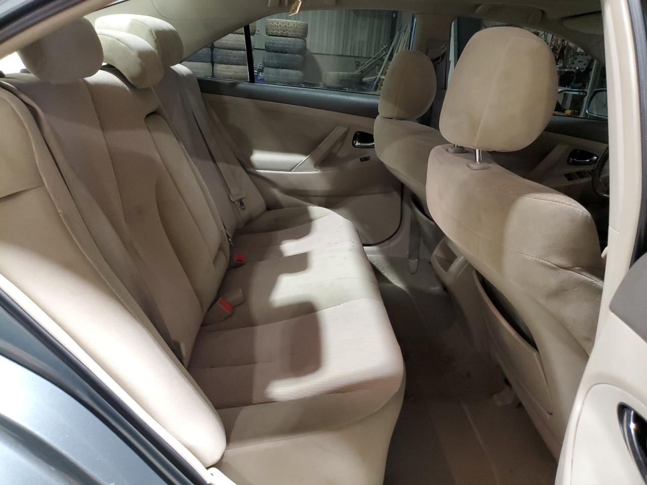 2010 Toyota Camry - Image 10