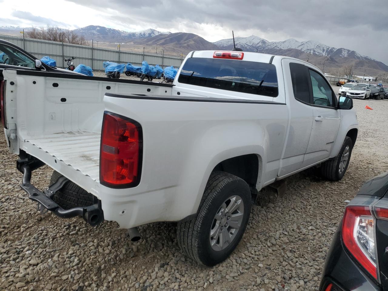 2022 Chevrolet Colorado - Image 3