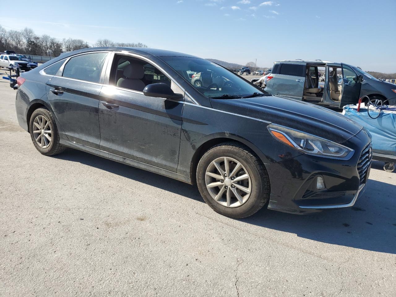 2018 Hyundai Sonata - Image 4
