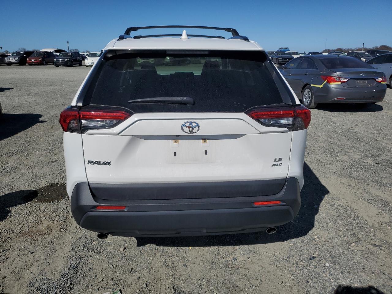 2020 Toyota RAV 4 - Image 6
