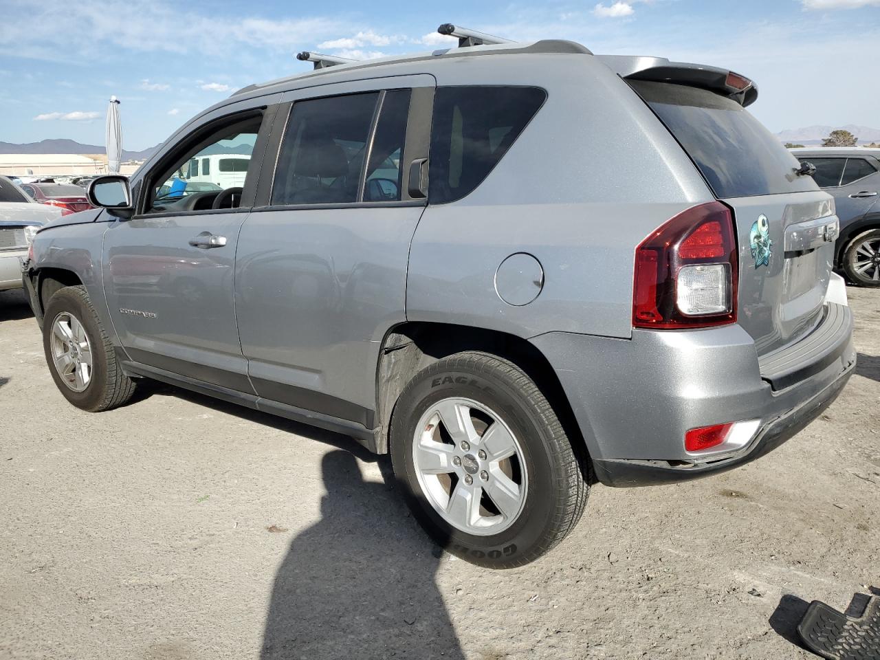 2016 Jeep Compass - Image 2
