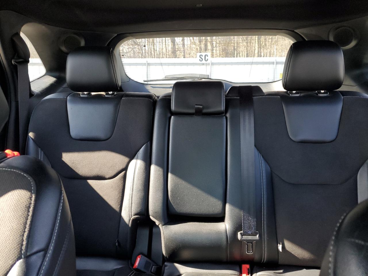 2019 Ford Edge - Image 10