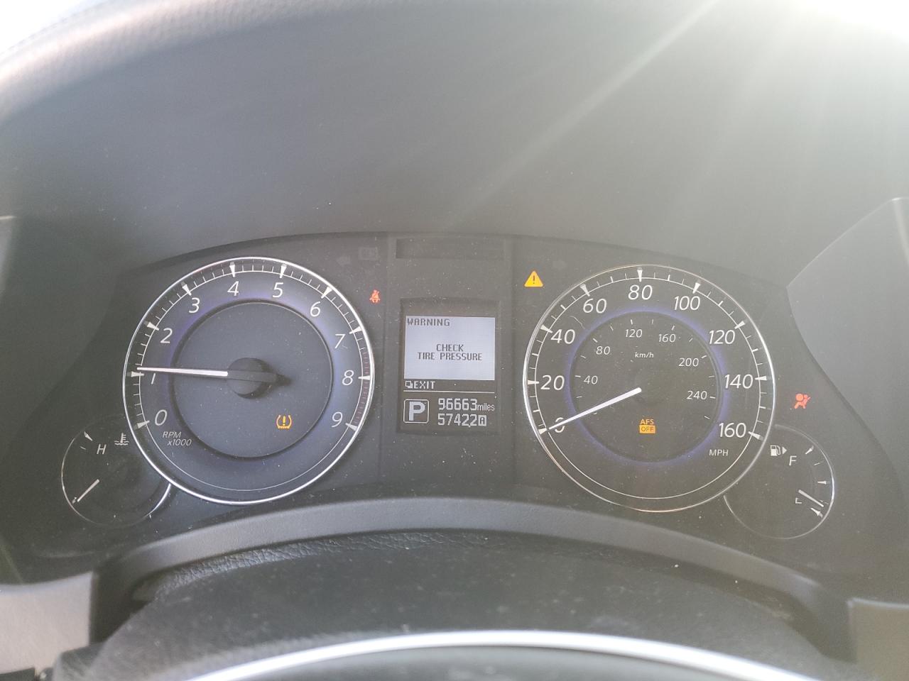 2017 Infiniti QX50 - Image 9