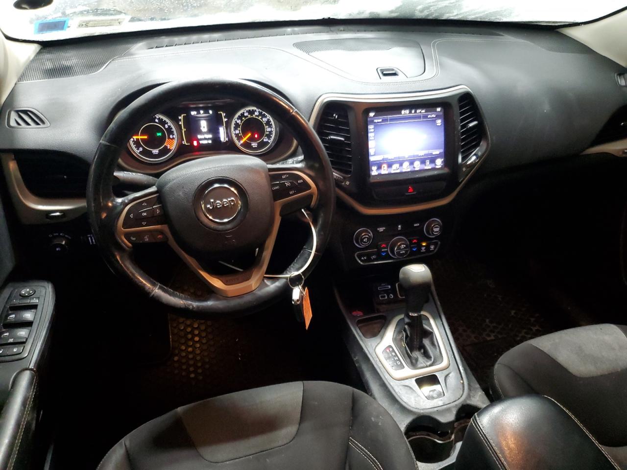 2014 Jeep Grand Cherokee - Image 8