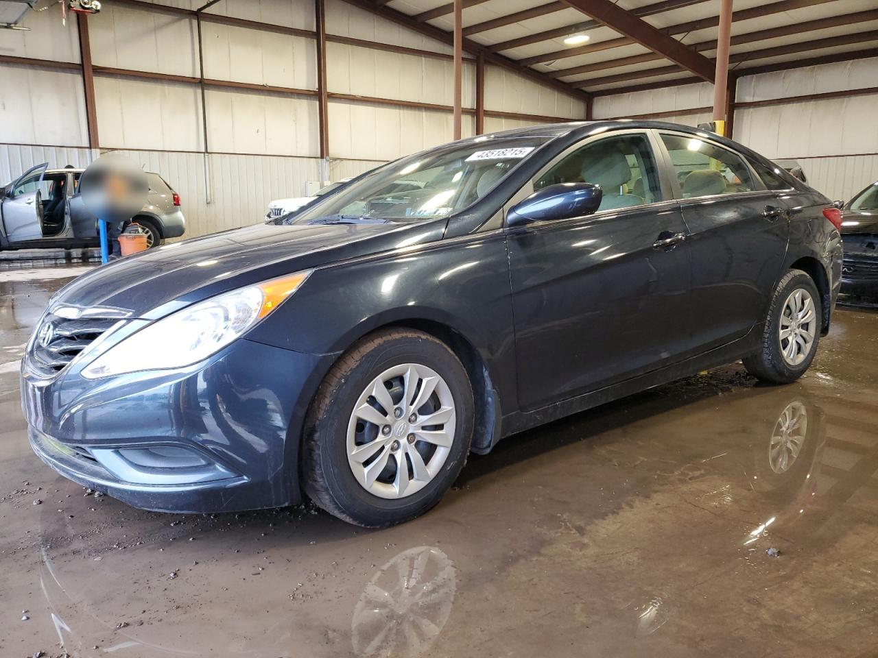 2012 Hyundai Sonata - Image 1