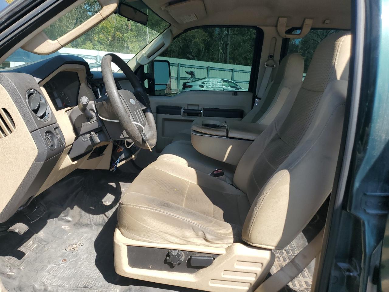 2008 Ford F250 - Image 7