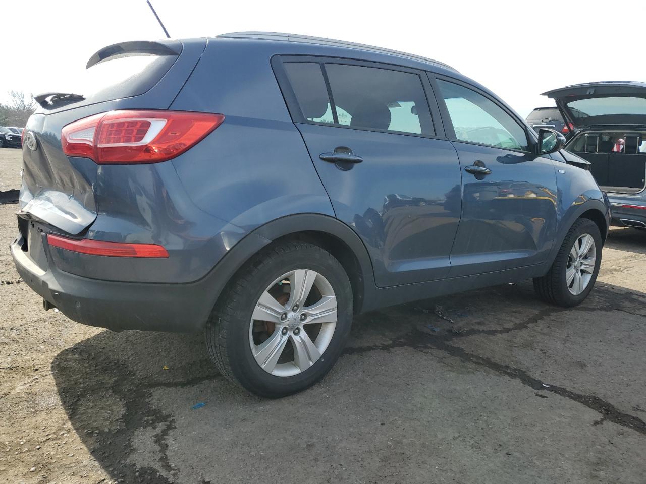2012 Kia Sportage - Image 3