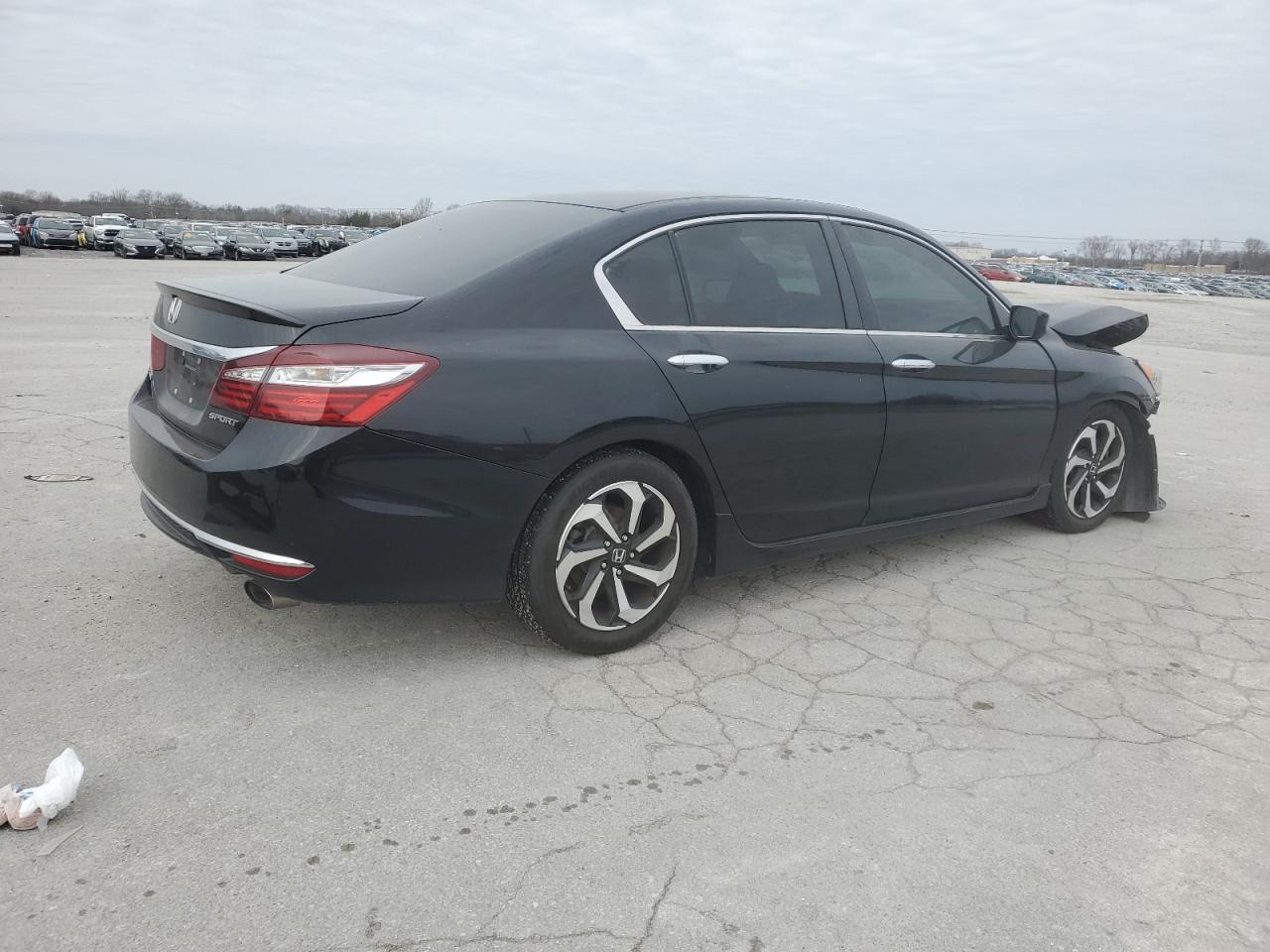 2016 Honda Accord - Image 3