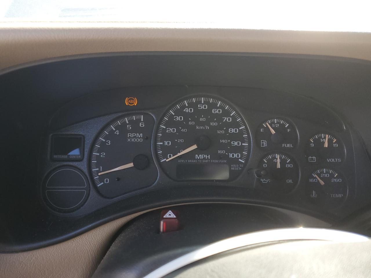 2002 Chevrolet Silverado - Image 9