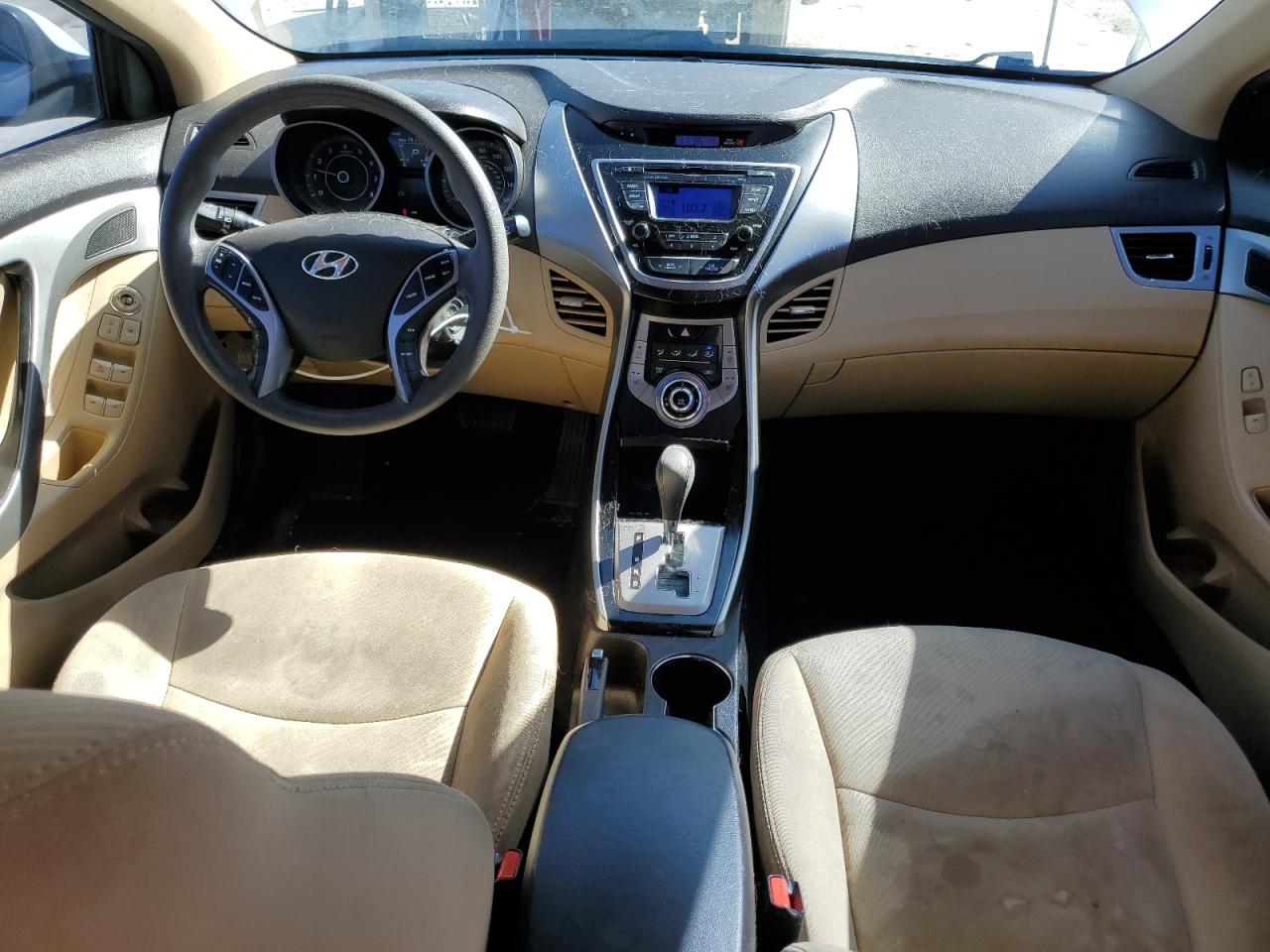2013 Hyundai Elantra - Image 8