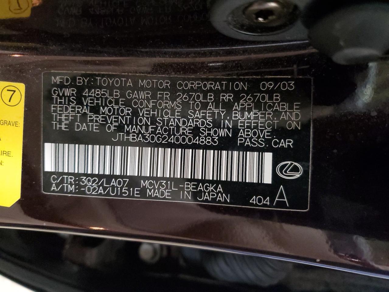 2004 Lexus ES - Image 12