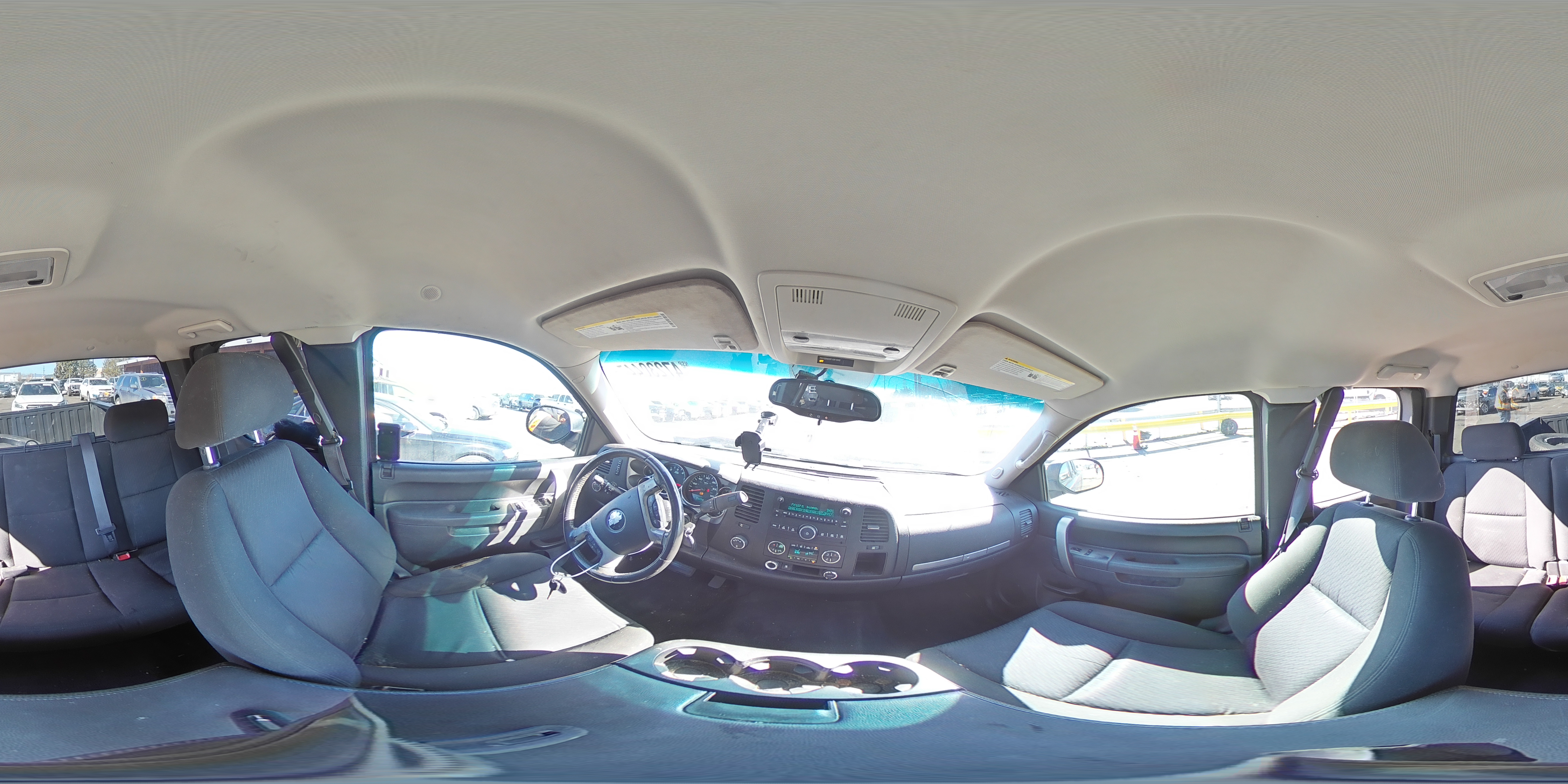2011 Chevrolet Silverado - Image 13