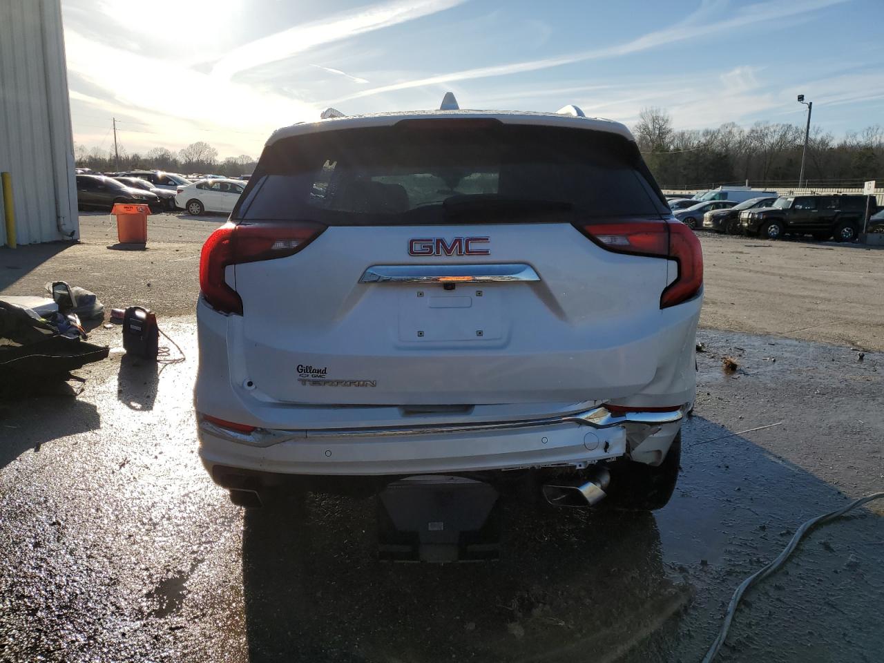 2020 GMC Terrain - Image 6