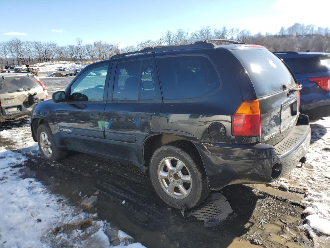 2005 GMC Envoy - Image 2