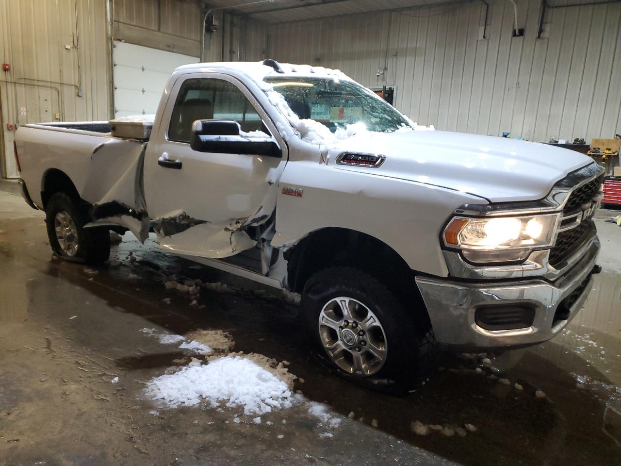 2020 RAM 3500 - Image 4