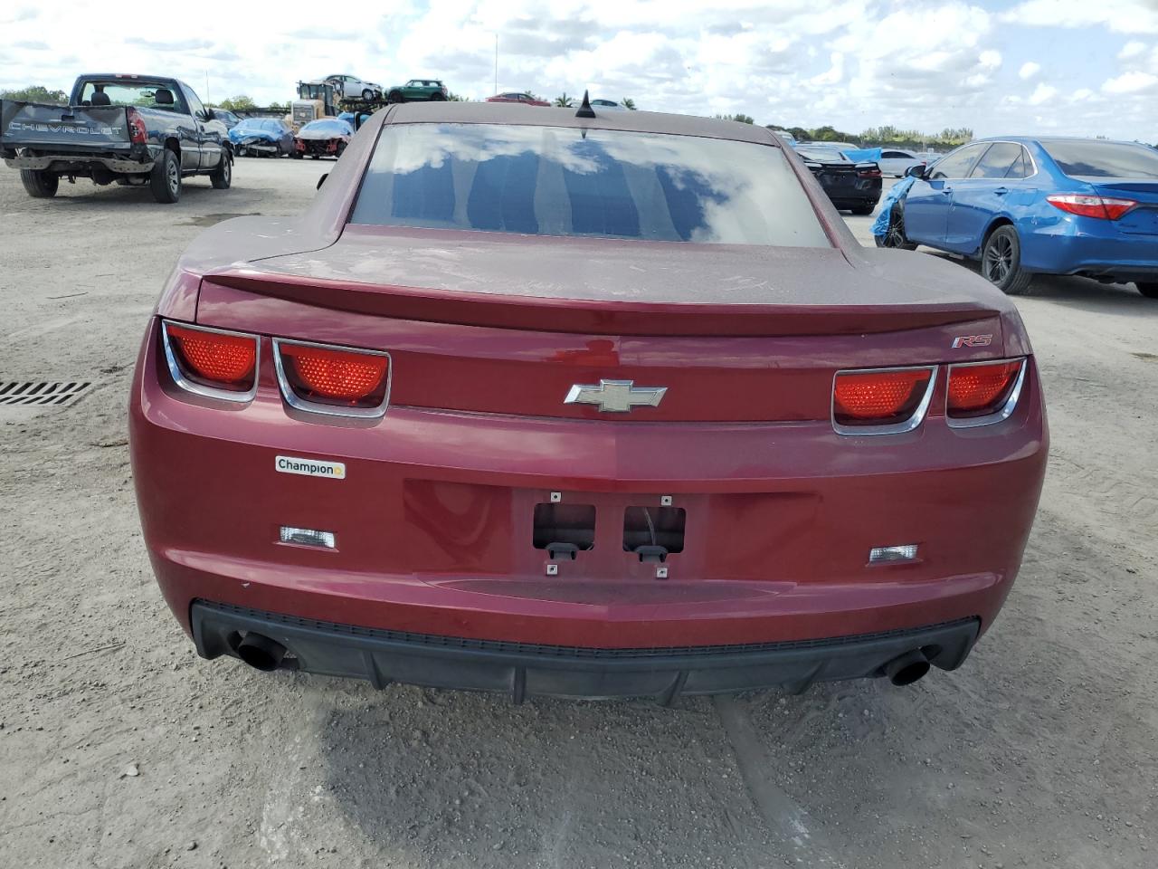 2011 Chevrolet Camaro - Image 6