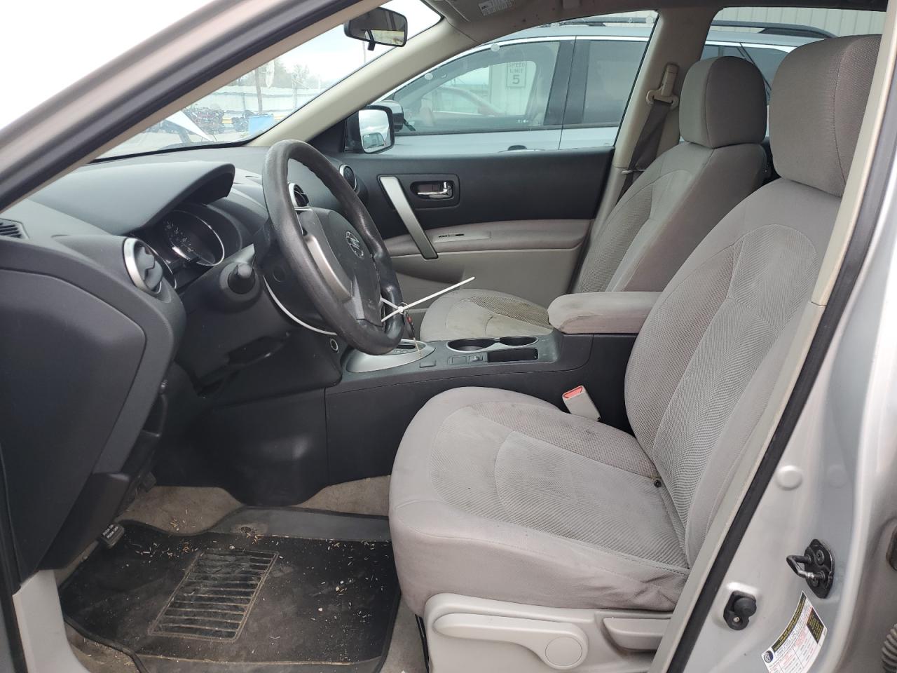 2012 Nissan Rogue - Image 7