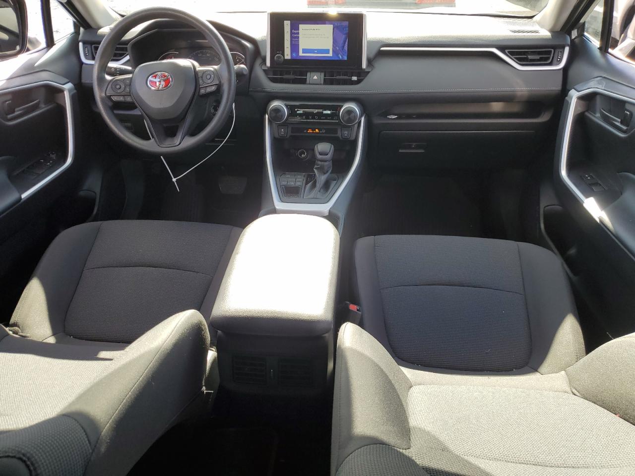 2024 Toyota RAV 4 - Image 8