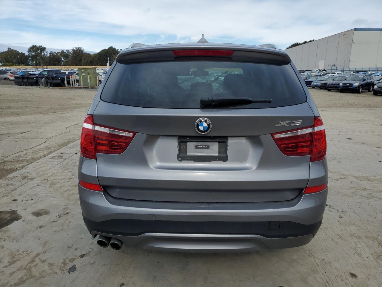 2017 BMW X3 - Image 6