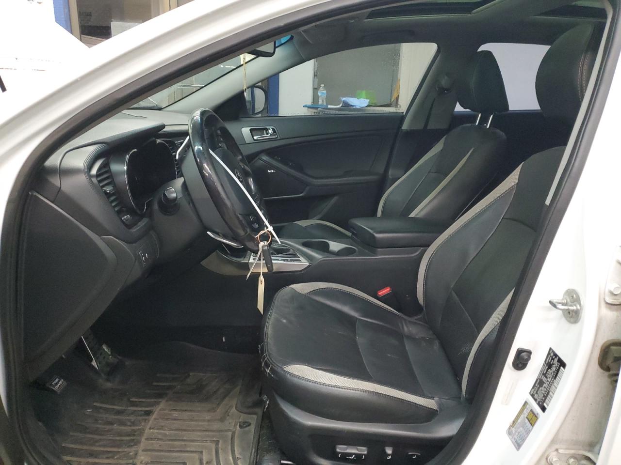 2012 Kia Optima - Image 7