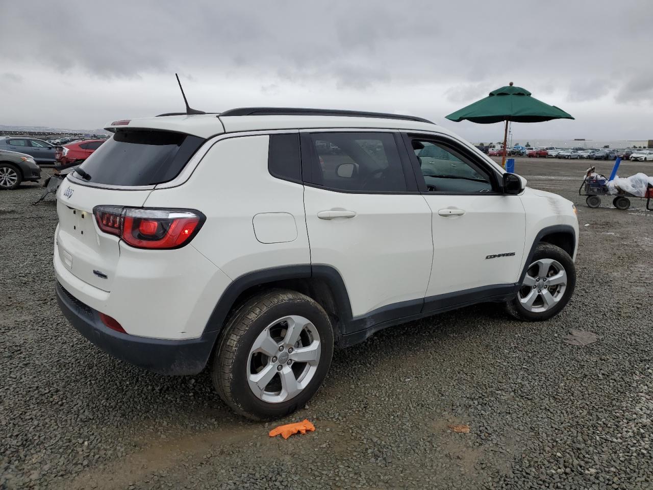 2018 Jeep Compass - Image 3