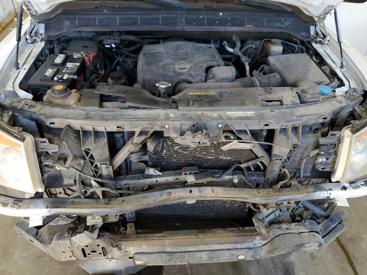 2012 Nissan Titan - Image 11
