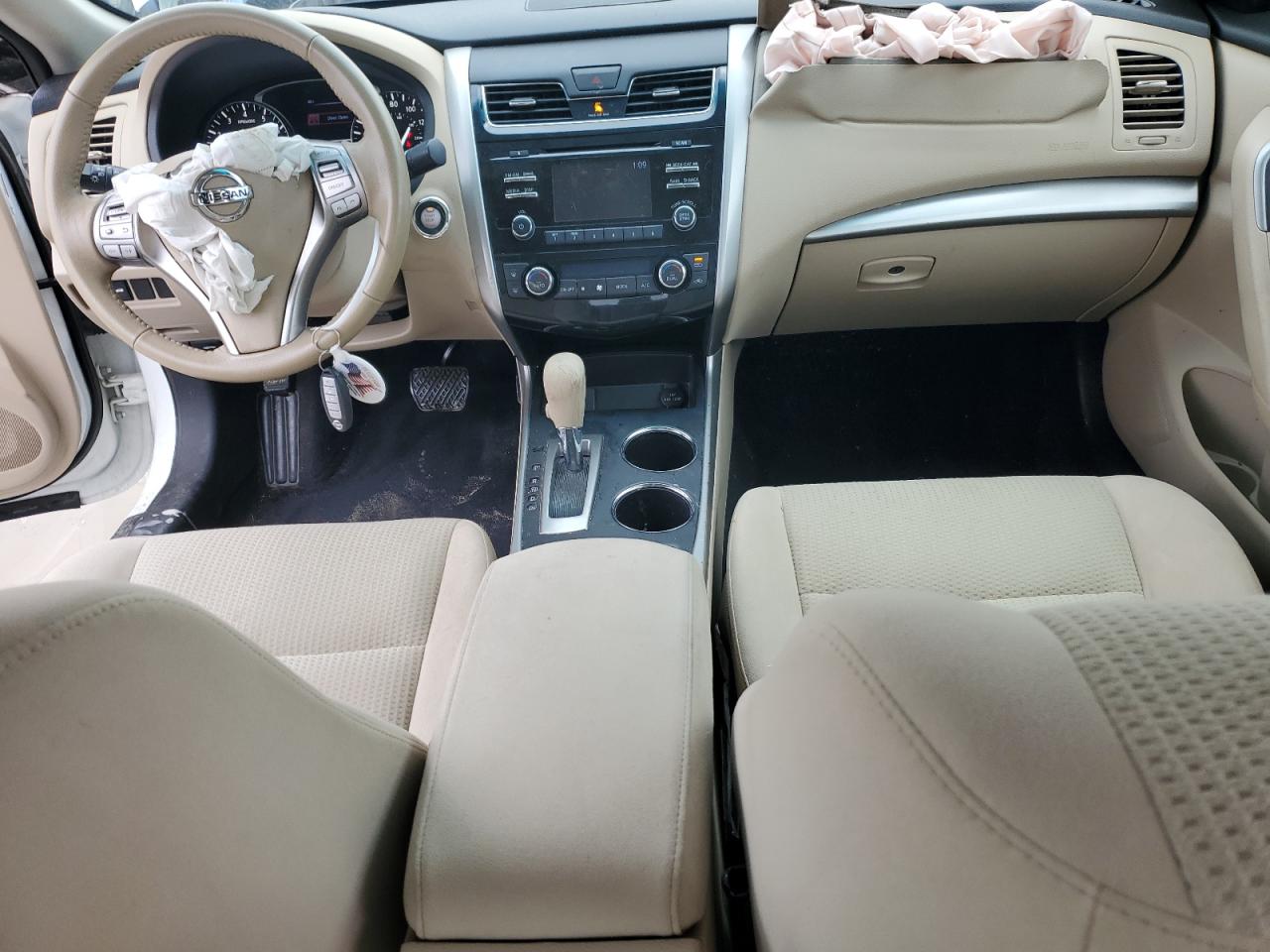 2015 Nissan Altima - Image 8