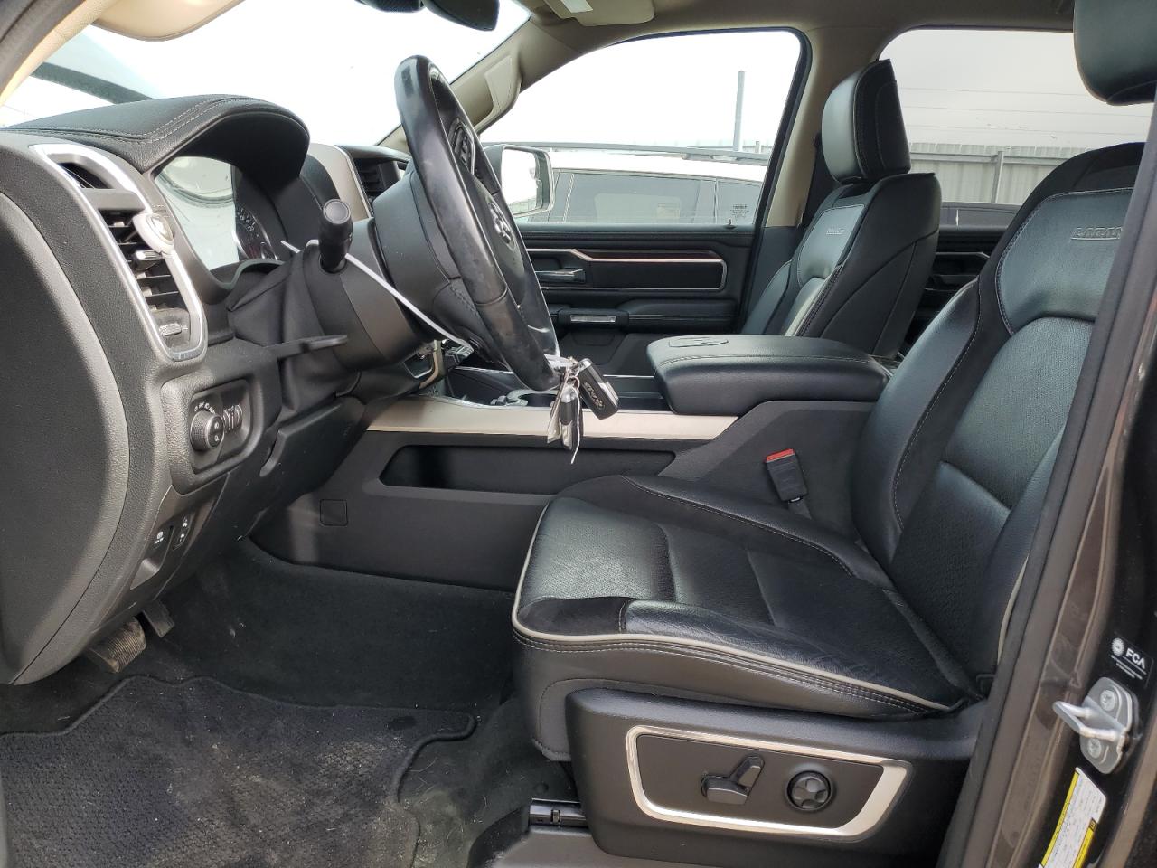 2021 RAM 1500 - Image 7