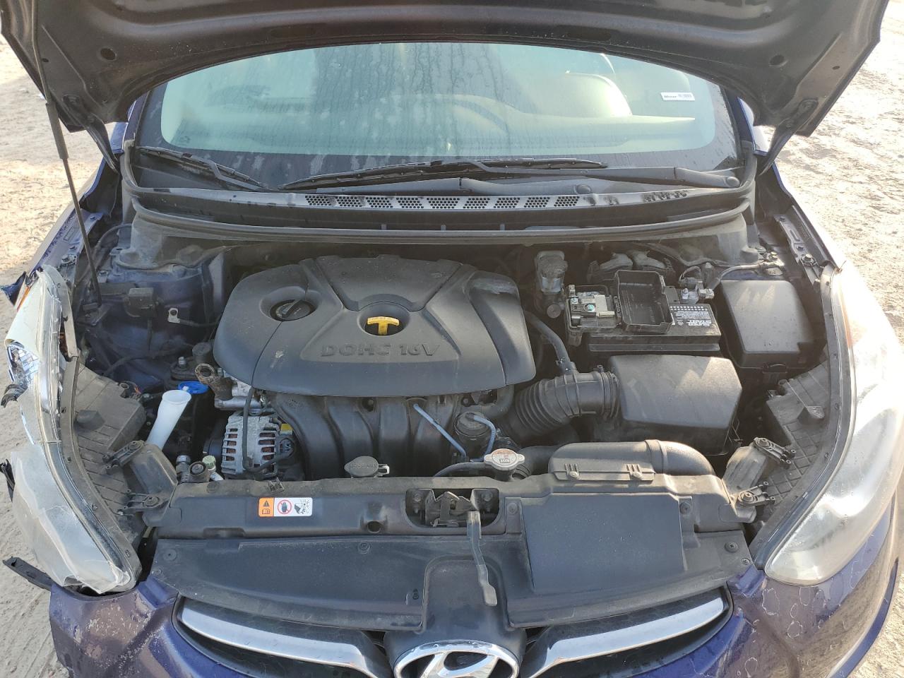 2013 Hyundai Elantra - Image 11