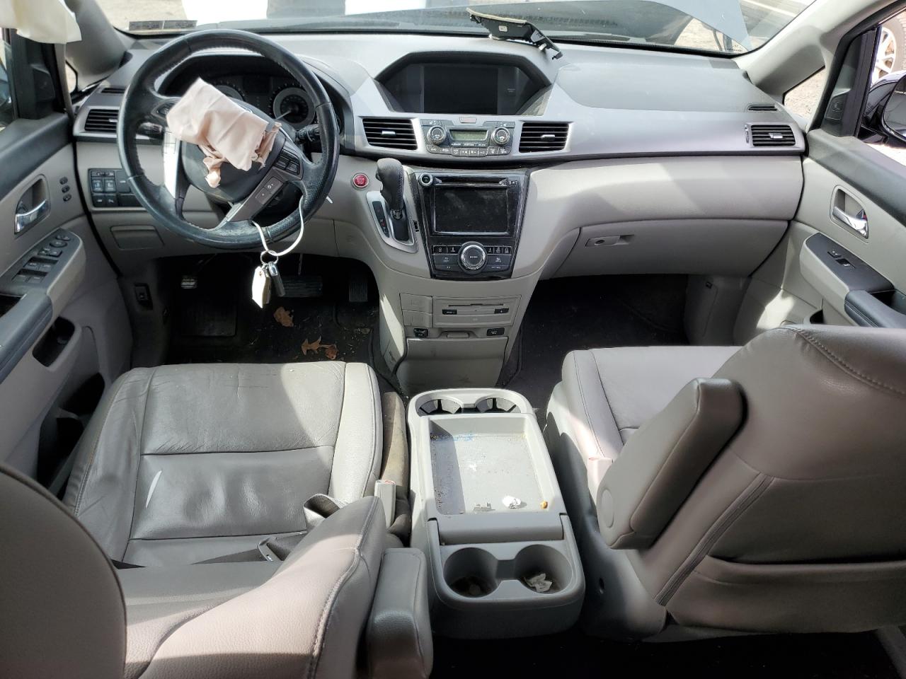 2014 Honda Odyssey - Image 8
