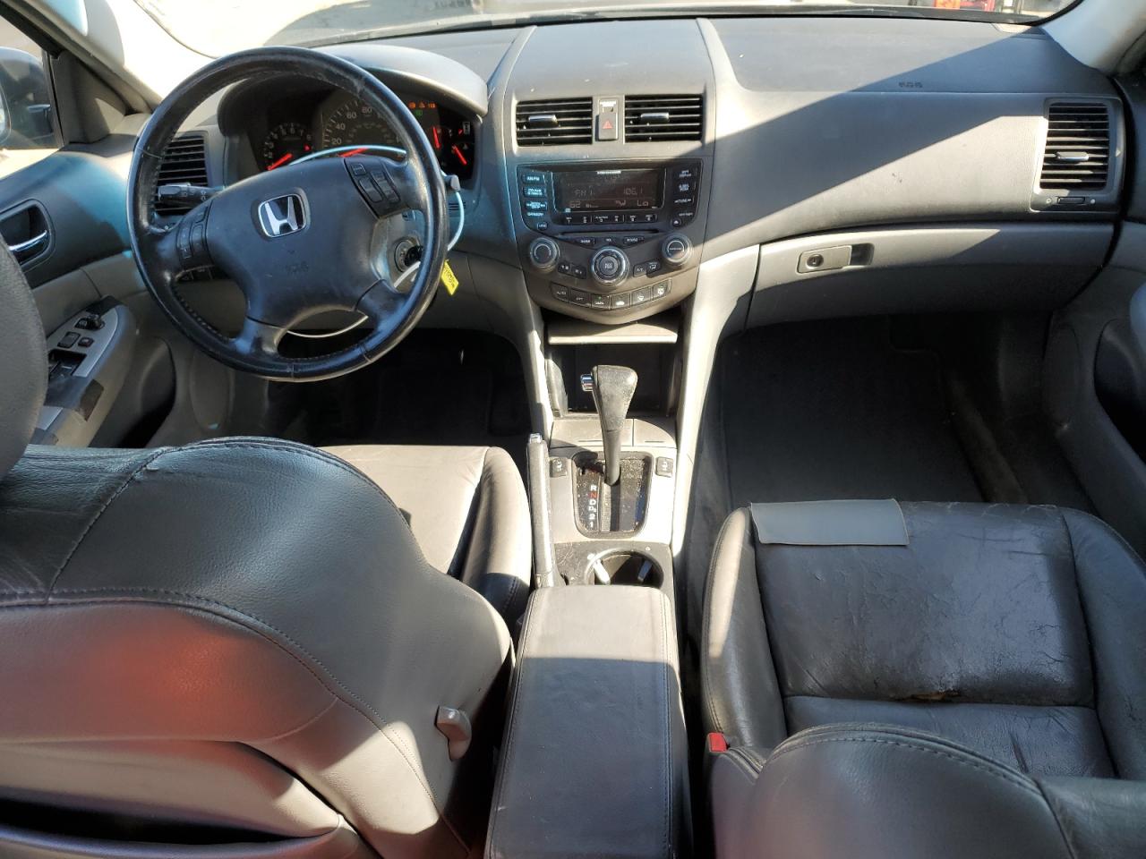 2005 Honda Accord - Image 8