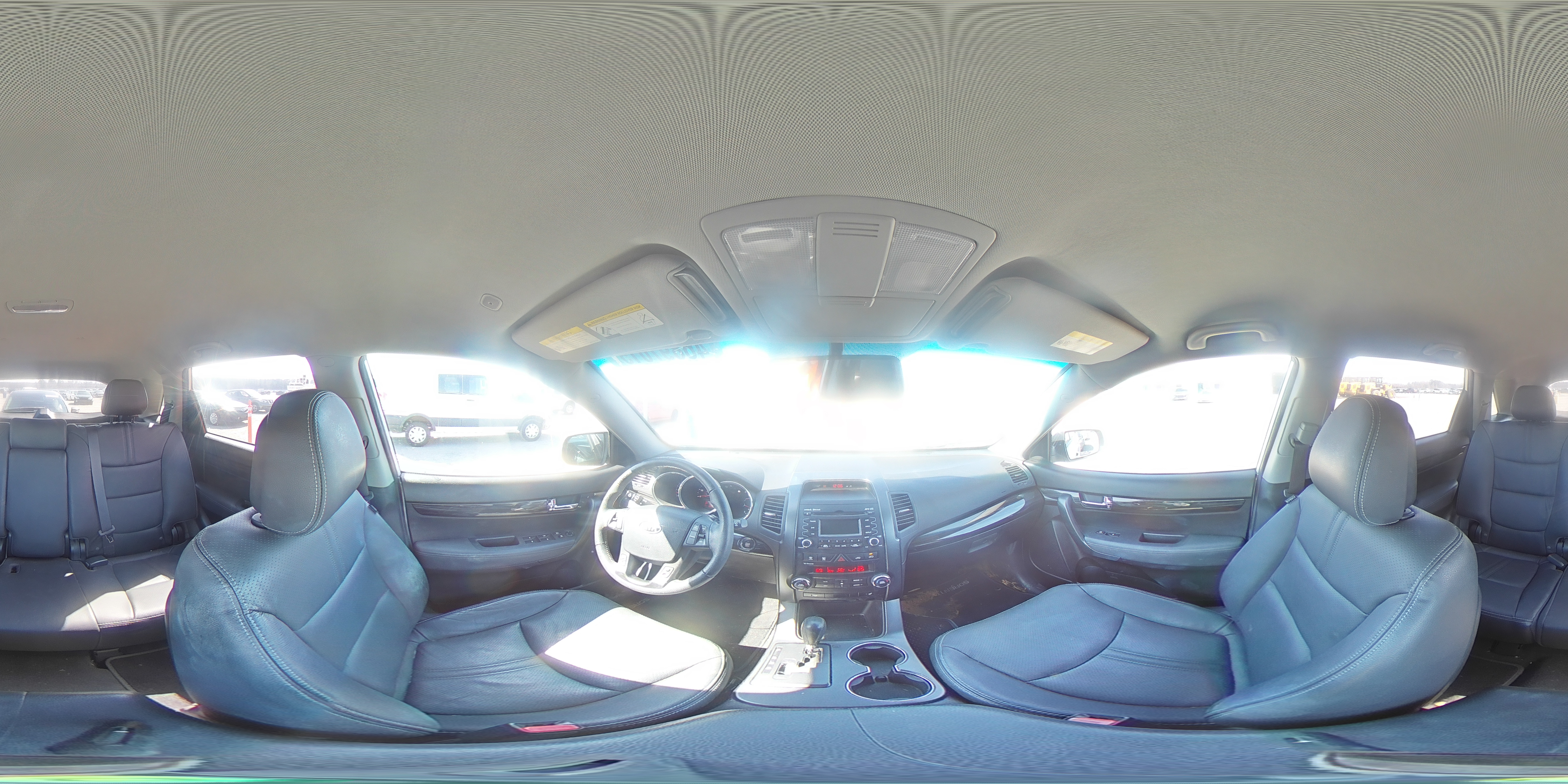 2011 Kia Sorento - Image 14