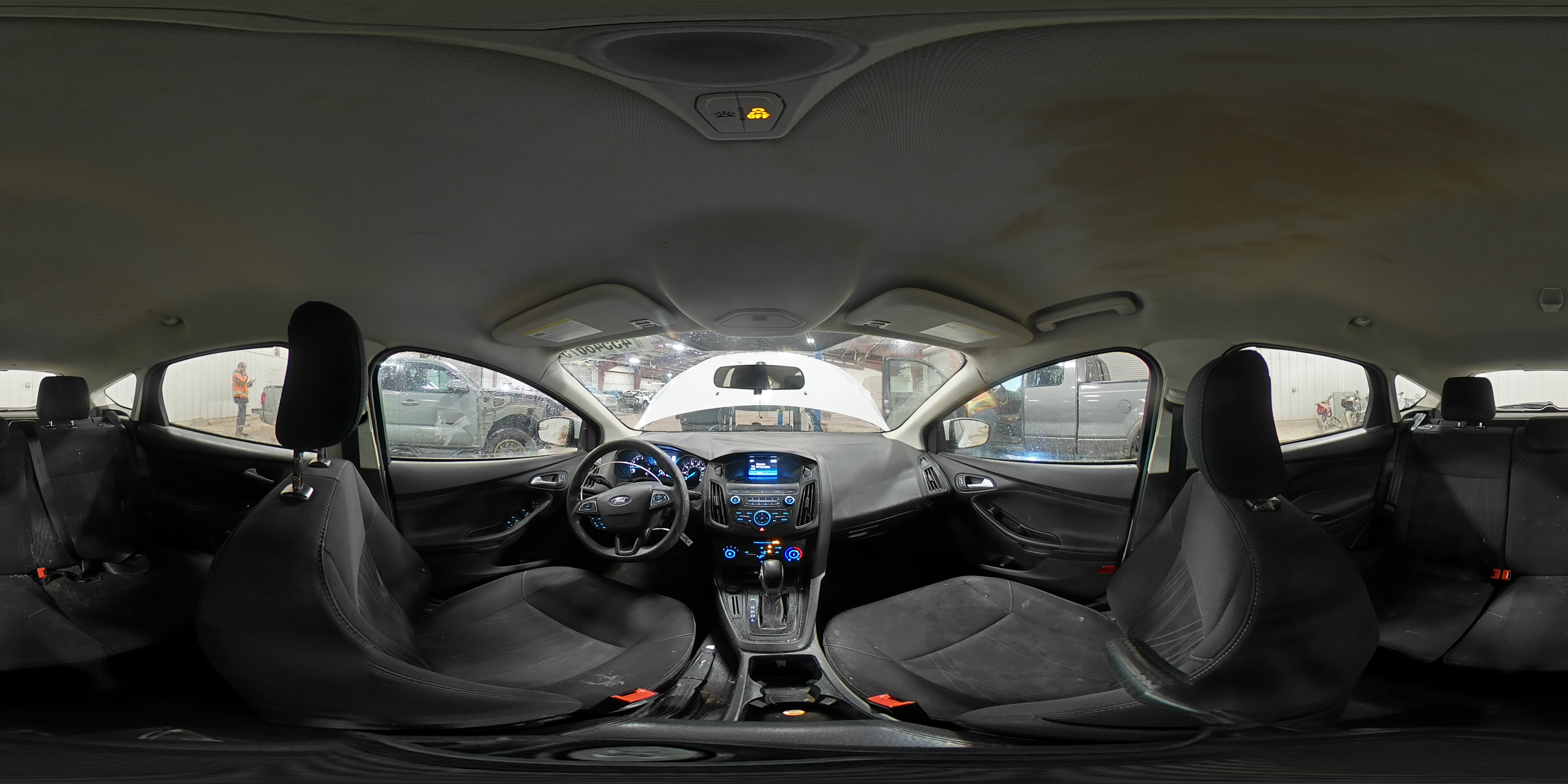 2018 Ford Focus - Image 15