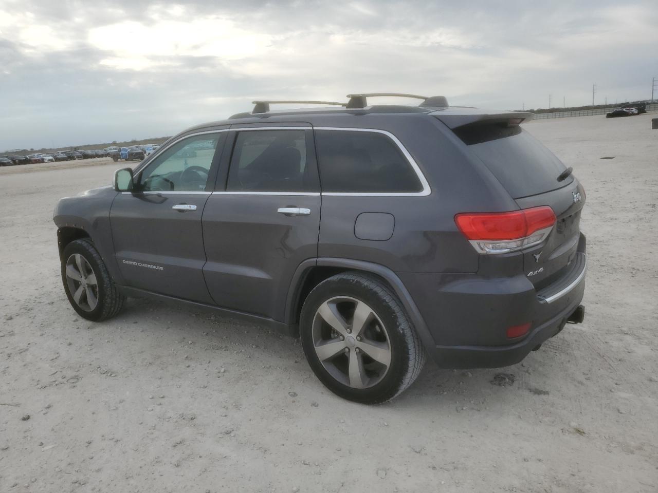 2015 Jeep Grand Cherokee - Image 2