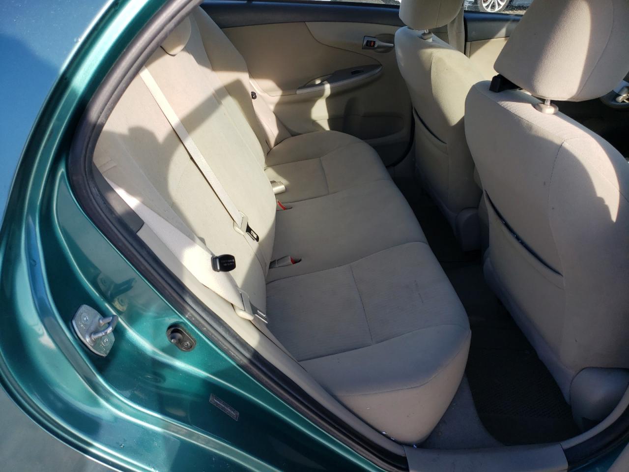 2010 Toyota Corolla - Image 10