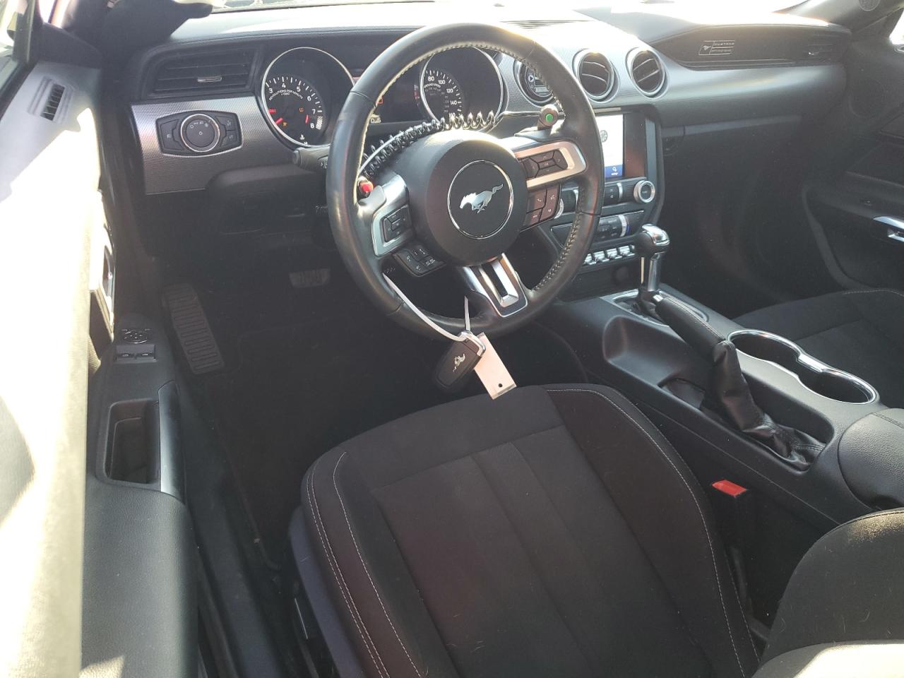 2020 Ford Mustang - Image 8